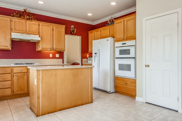 Home For Sale In Tustin CA - Kitchen