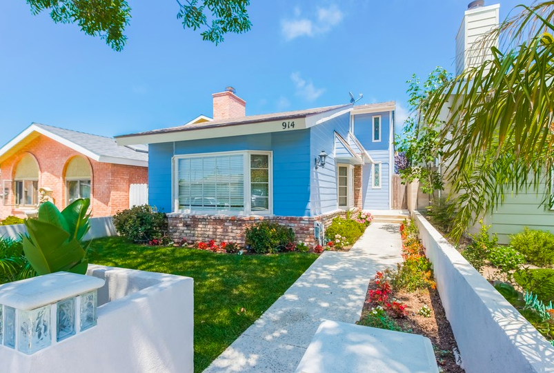 Home for sale in Huntington Beach