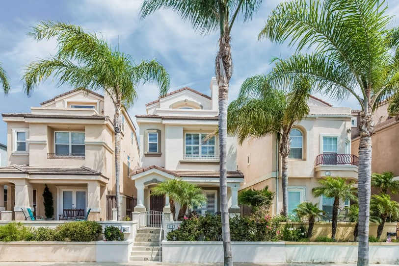 House for Sale in Huntington Beach