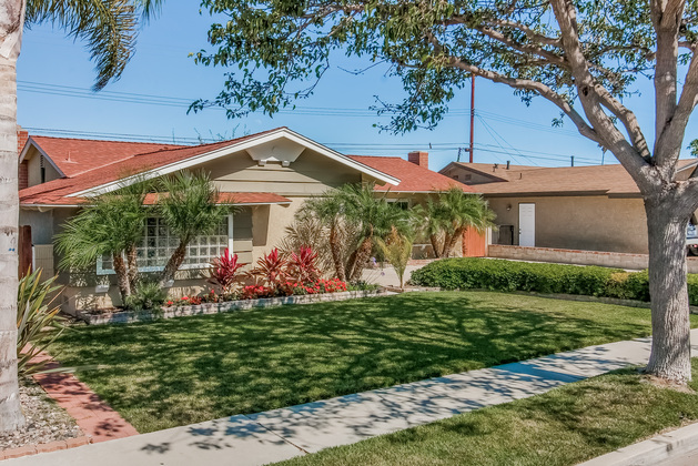 16222 Birdie Lane Huntington Beach, CA