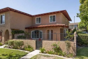 Home for Sale in Fountain Valley