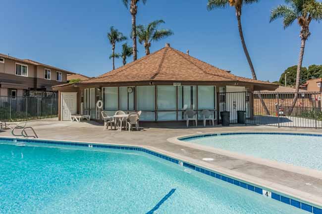 Fountain Valley Townhouse Pool