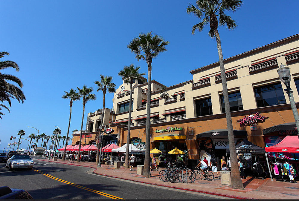 8701 Brookside Drive, Huntington Beach, CA 92646 | Danny Murphy ...