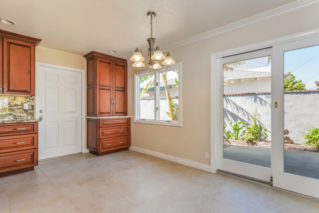 Welcome to your new beach close, interior tract home in this quiet and established neighborhood.  With all 4 bedrooms downstairs, the home lives like a single story and offers a comfortable and open floor plan with an abundance of natural light.