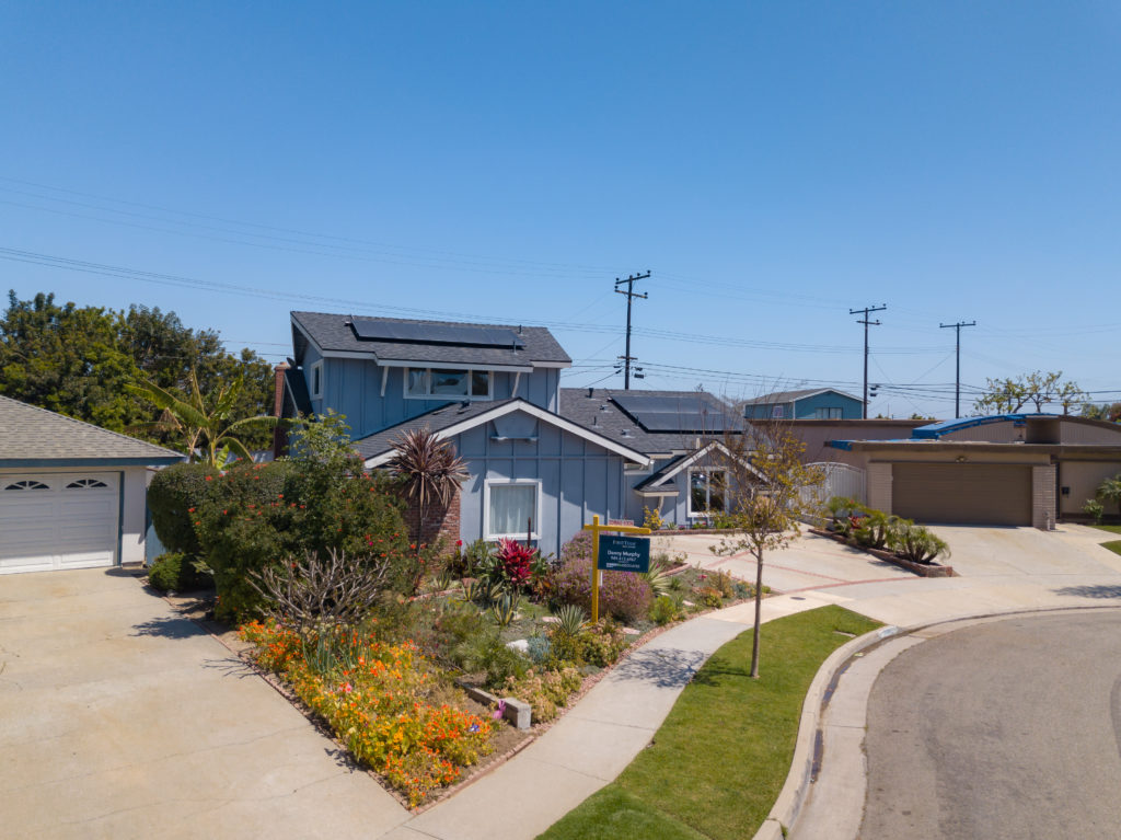 Welcome to your new beach close, interior tract home in this quiet and established neighborhood.  With all 4 bedrooms downstairs, the home lives like a single story and offers a comfortable and open floor plan with an abundance of natural light. 