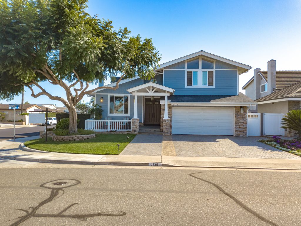 8158 Wadebridge Circle is approximately 3 miles from the world famous beaches of Surf City, this tastefully upgraded, interior tract, cul-de-sac home is one of the largest floor plans in the Huntington Crest neighborhood.