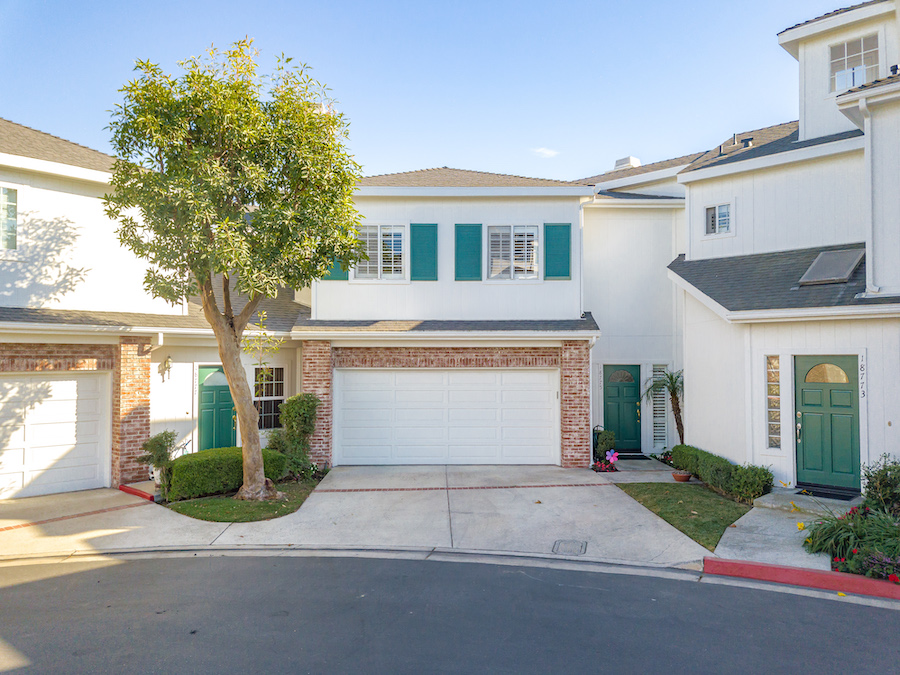 Spacious and freshened up 3 bed / 2 bath townhome in the tucked away and gated community of Cathedral Point! 18775 Chapel Lane, Huntington Beach is our newest listing, read on for more details!