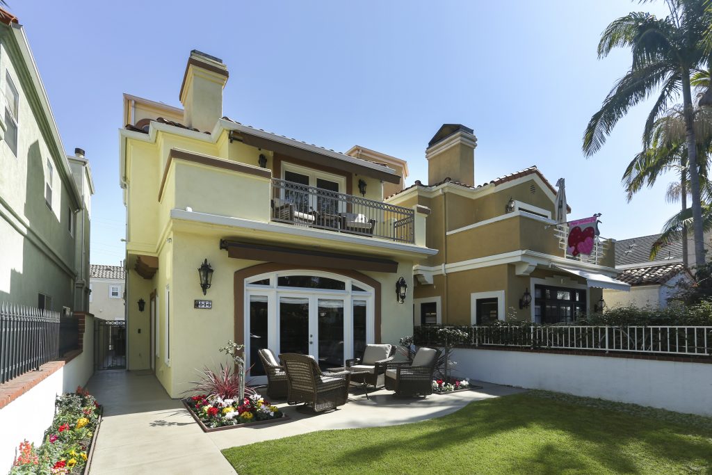 Custom Beach Home Close to Downtown & Pacific City. Beautifully Remodeled, Meticulously Maintained, Paid for Solar. 816 Delaware Street, Huntington Beach is Being Sold Fully Furnished + 2 New Electric Bikes!