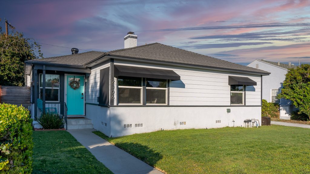 2306 Heather Avenue, Long Beach is a charming and completely renovated Los Altos home, nestled in a quiet, interior tract location in the highly desirable Stratford Square.