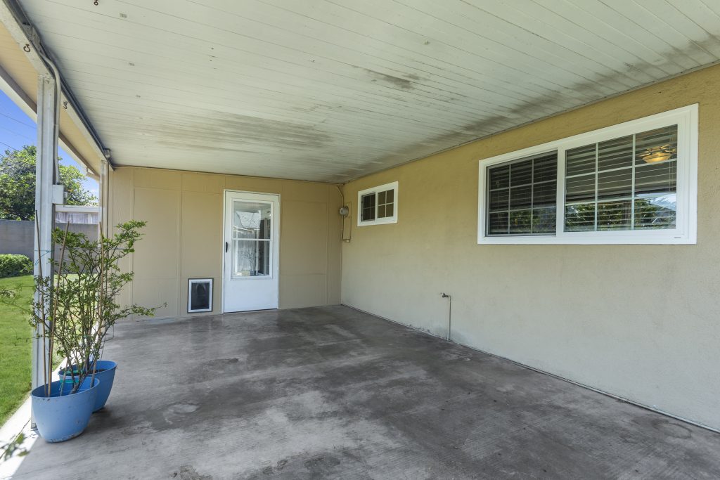 8392 Amsterdam Drive, Huntington Beach is a lovely Single Story, 3 Bed, 2 Bath home on a 6,000 square foot lot in the Dutch Haven community!