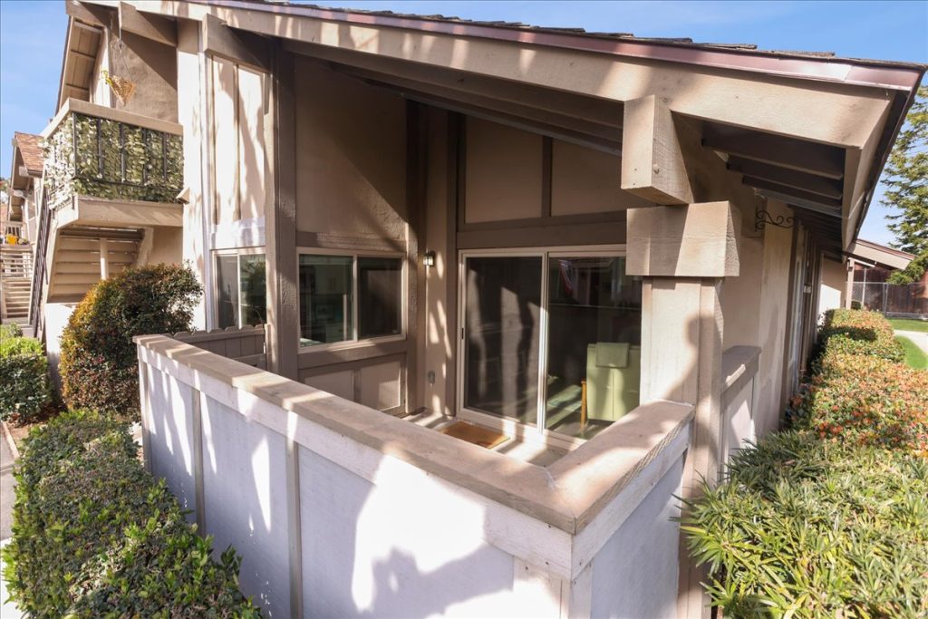 16872 Cod Circle #A, Huntington Beach is a  beautiful 2 bedroom, 1 Bathroom, end unit condo in the highly sought after Huntington Township community! Check out more details below! 