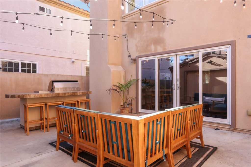 706 Main St, Huntington Beach, California is a beautifully remodeled 2 story beach cottage with 3 bed / 2 baths and walking distance to the famous Downtown Huntington shops, pier and parade route!!