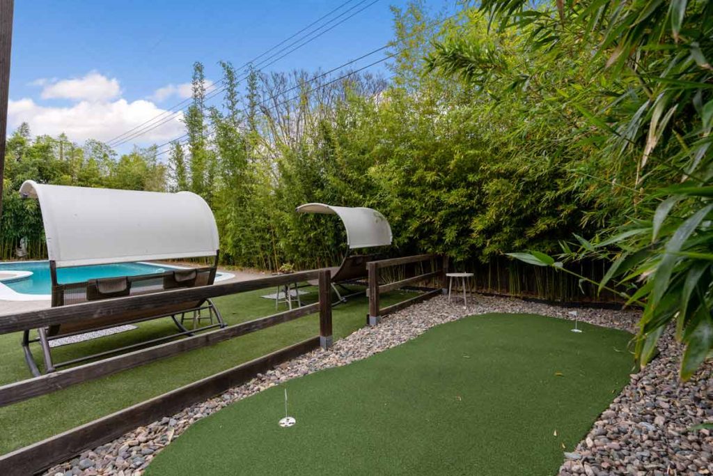 backyard putting green