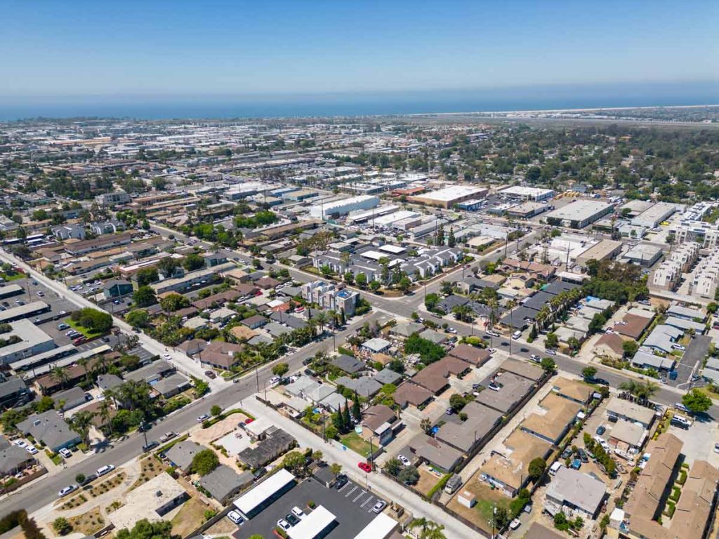 aerial view of 734 W 20th Street