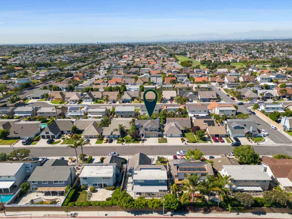 aerial view with arrow pointing to 8581 Bayonne Drive, Huntington Beach