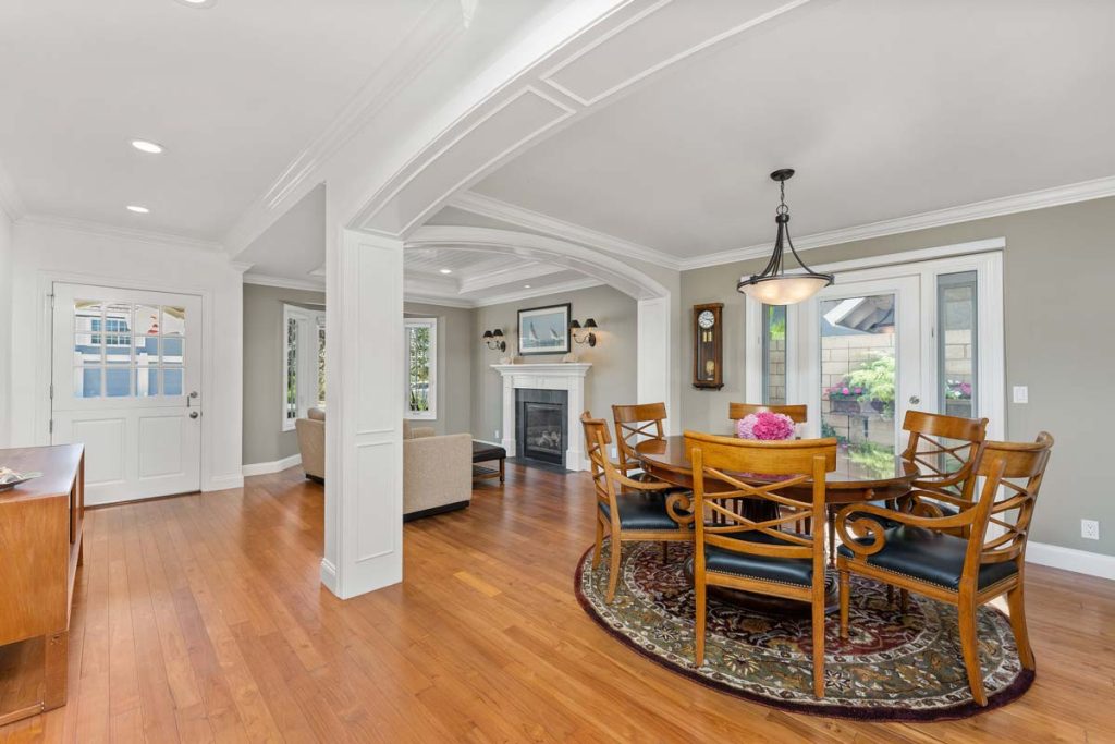 dining space at 8581 Bayonne Drive, Huntington Beach