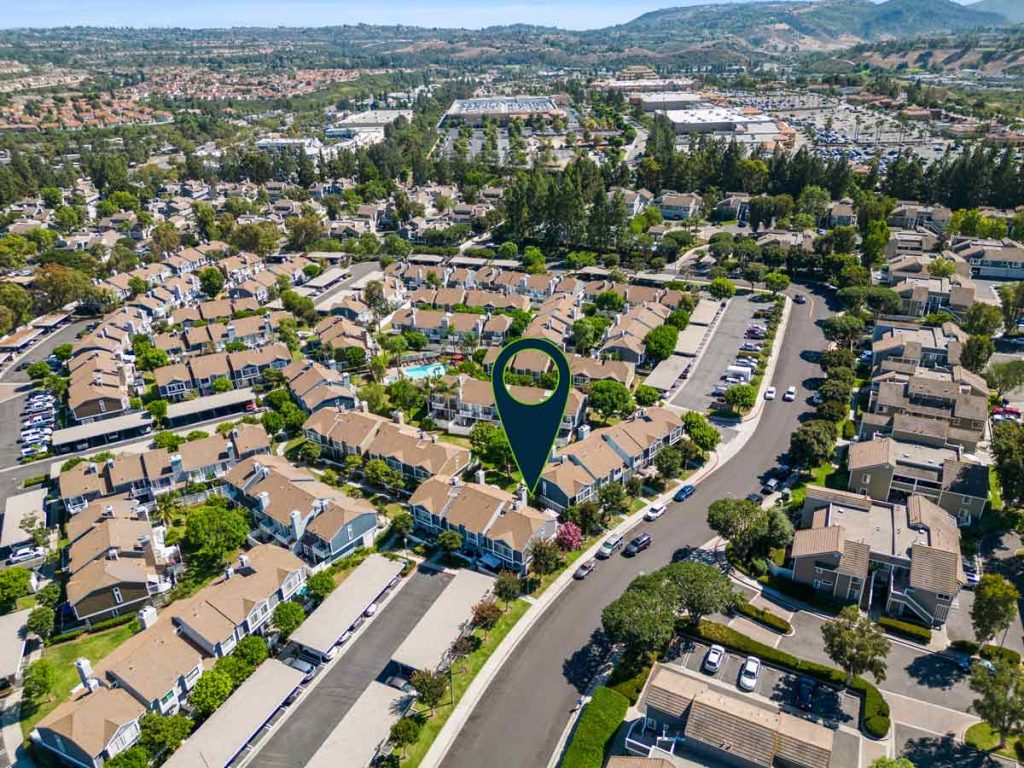 aerial view with arrow pointing to 15 Briarwood Lane #64, Aliso Viejo