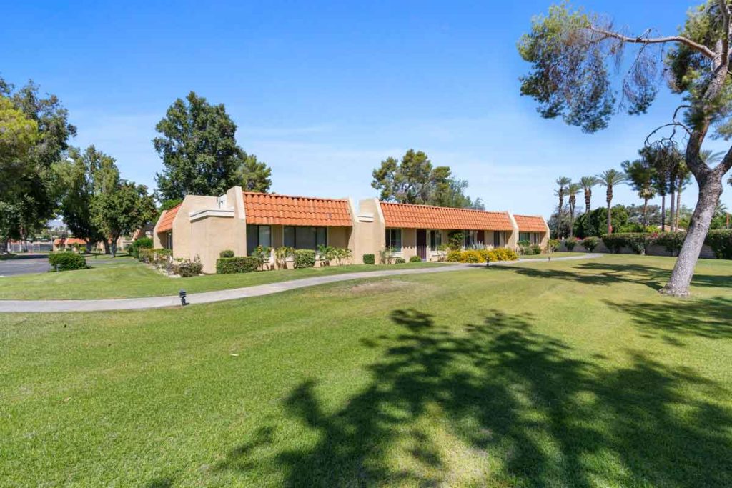 large grassy area out front of property at 35970 Lindera Ct, Rancho Mirage
