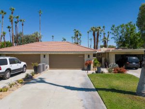 long drive way and front of 2478 Oakcrest Dr, Palm Springs