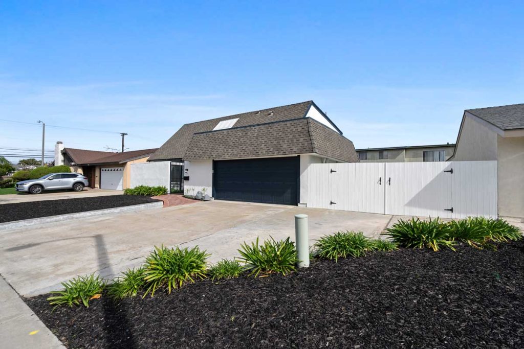 front of 14522 Petsworth Lane, Westminster showing large rv gate