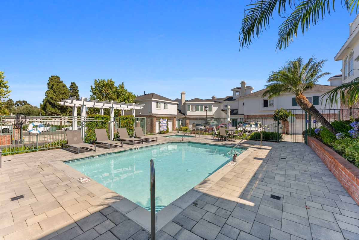Community pool at Cathedral Pointe