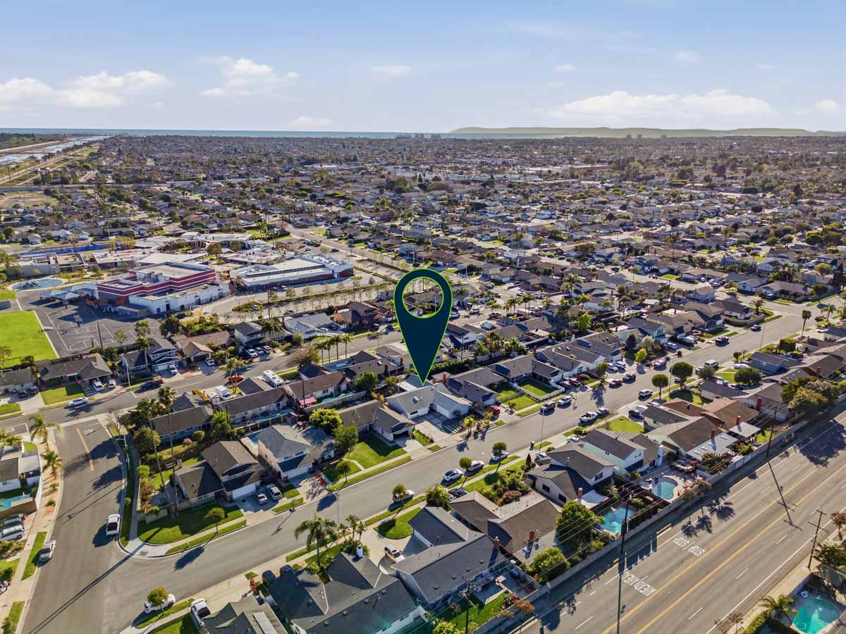 Aerial view of 10362 Monitor Drive in Huntington Beach with an arrow pointing to the house.